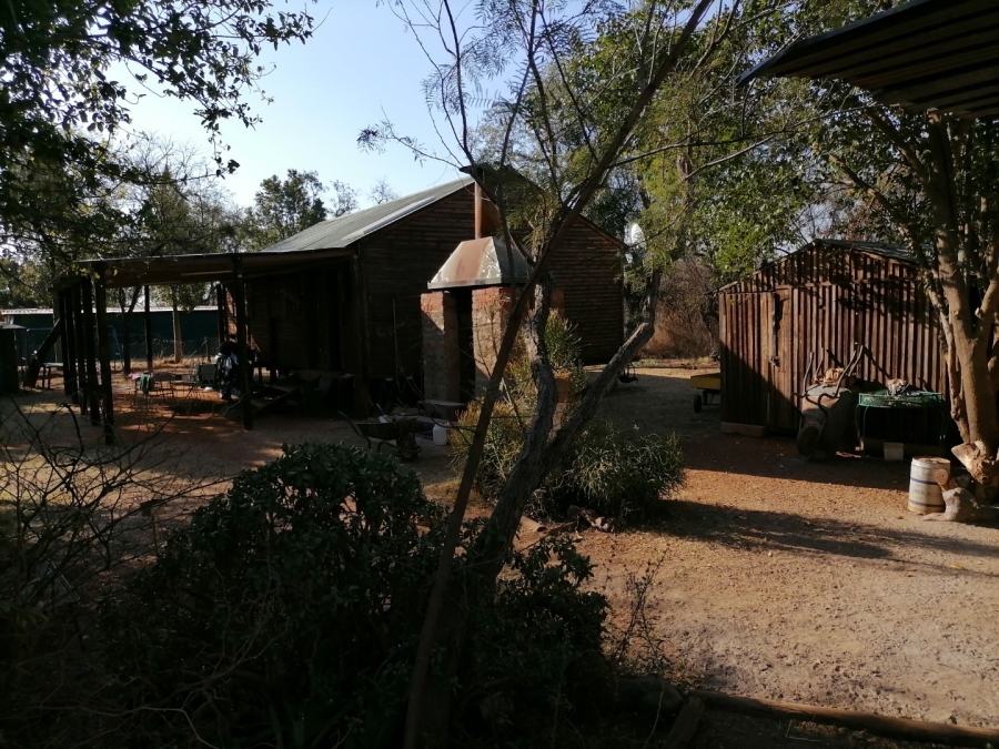 Commercial Property for Sale in Renosterfontein A H North West
